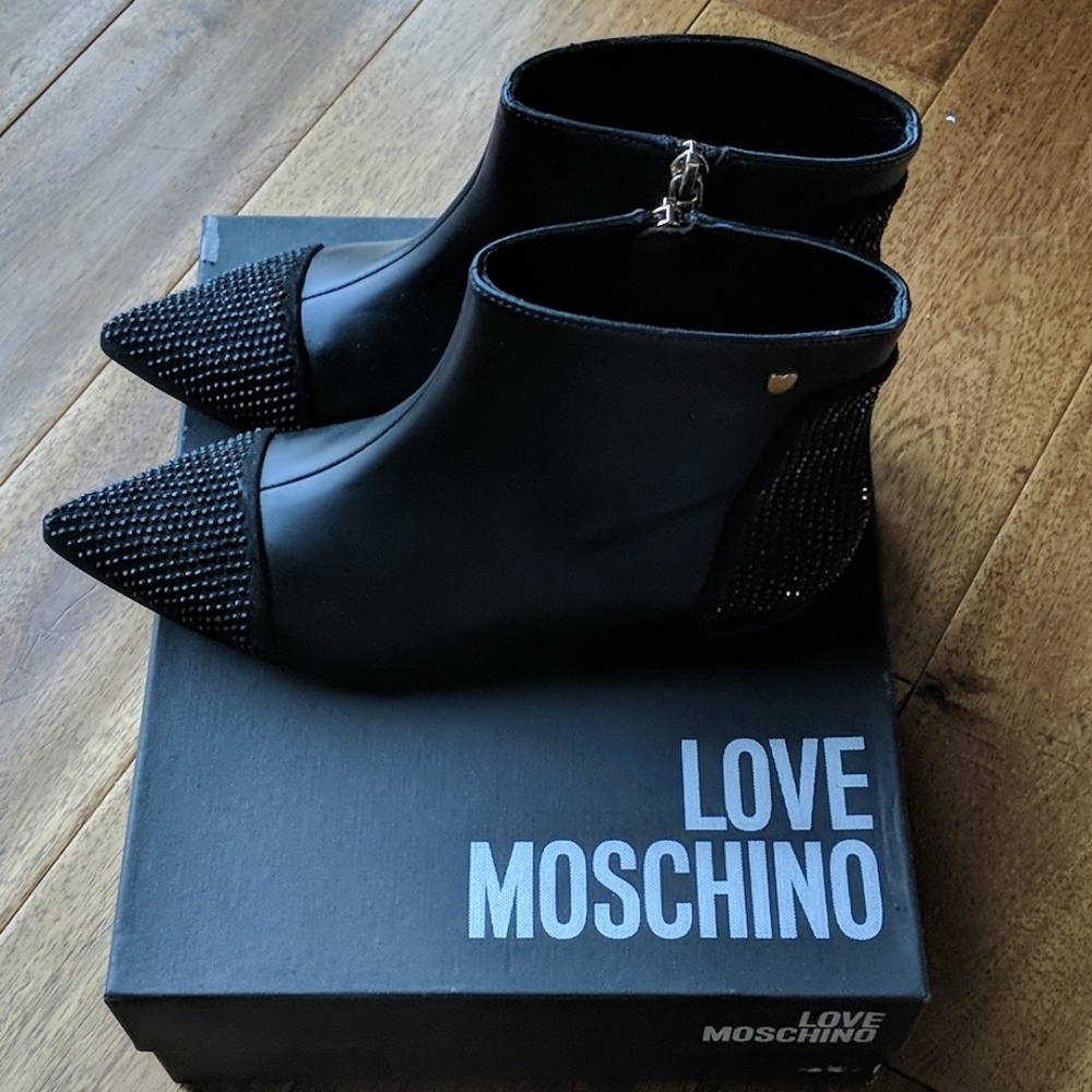 Moschino strass effect bootie in Nero